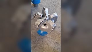 中硬層用 9 インチ PDC ドリルビット