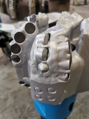 6 5/8 inch 5 Blade PDC Drill Bit for Oil Mine Well Drilling